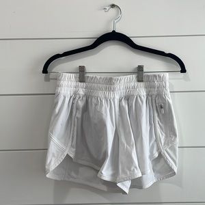 lululemon athletica shorts, size 6